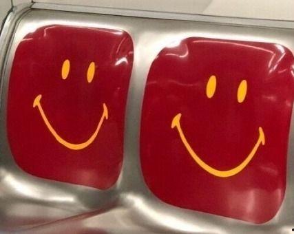 搞笑情侣吃瓜文案,搞笑情侣的欢乐吃瓜日常