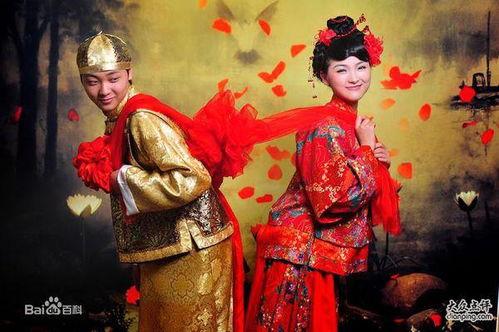 婚纱中式吃瓜,吃瓜群众眼中的时尚盛宴