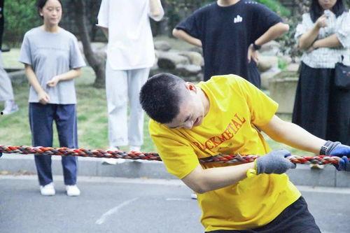 小小舞吃瓜,揭秘娱乐圈幕后故事