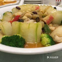 酒店二楼吃瓜,瓜田里的闲话时光